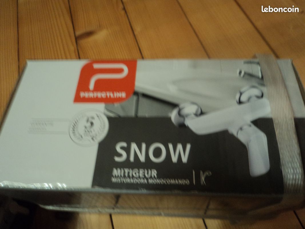Mitigeur baignoire blanc (image 2)