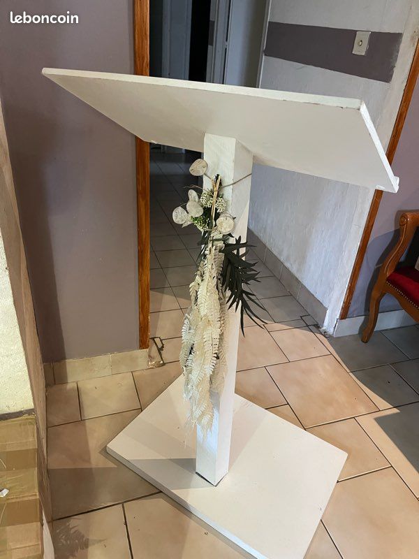 Pupitre mariage (image 1)