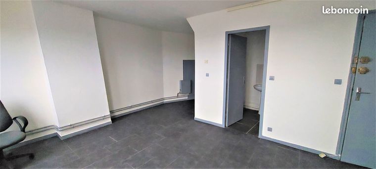 Studio 1 pièce 26 m²