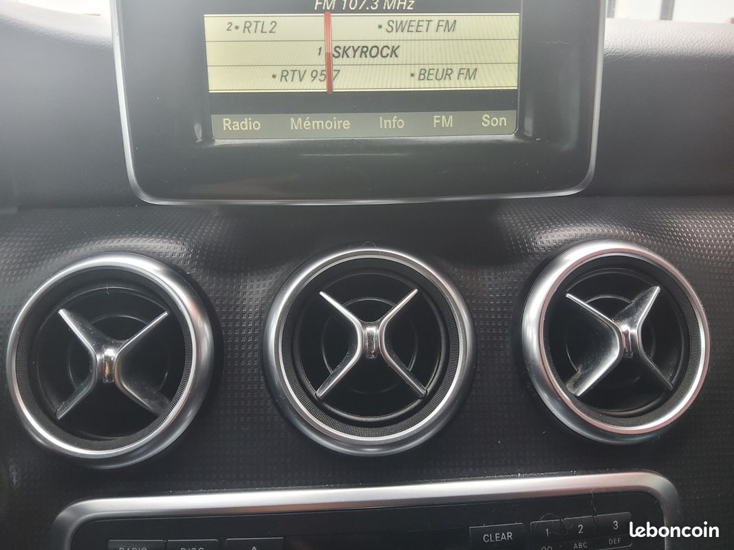 MERCEDES CLASSE A BUSINESS 200 CDI BlueEFFICIENCY Business Executive (image 18)
