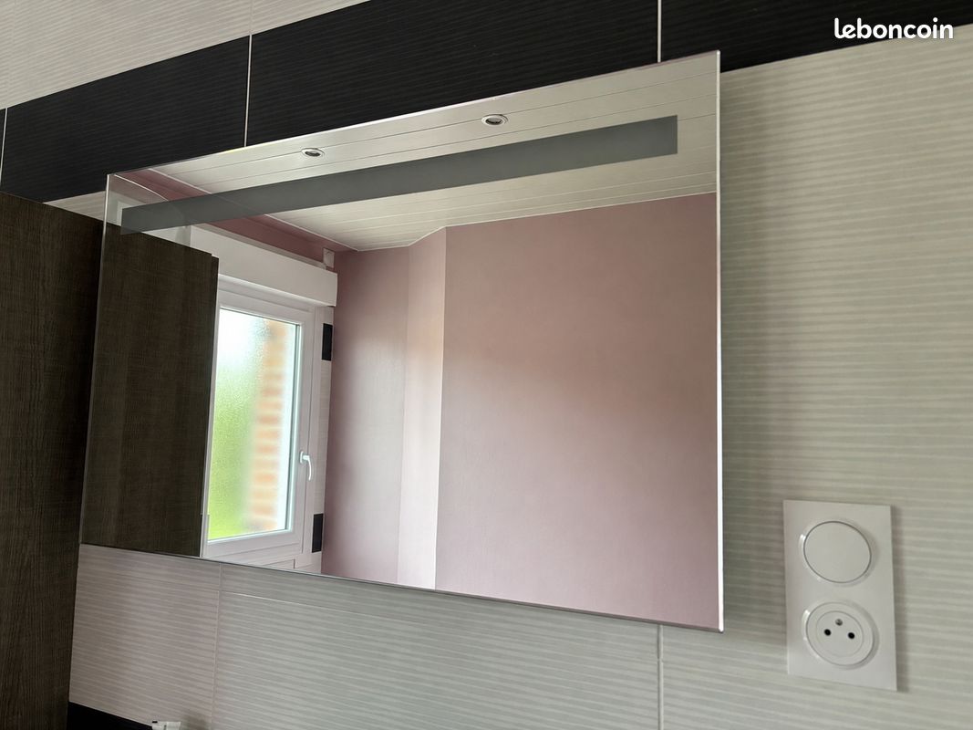 Miroir de salle de bain lumineux 90x55 cm tres bon etat (image 2)