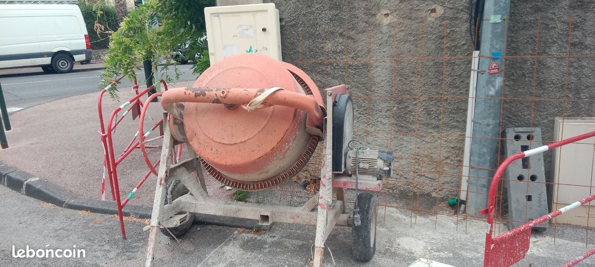 Toupie de chantier d'occasion (image 2)