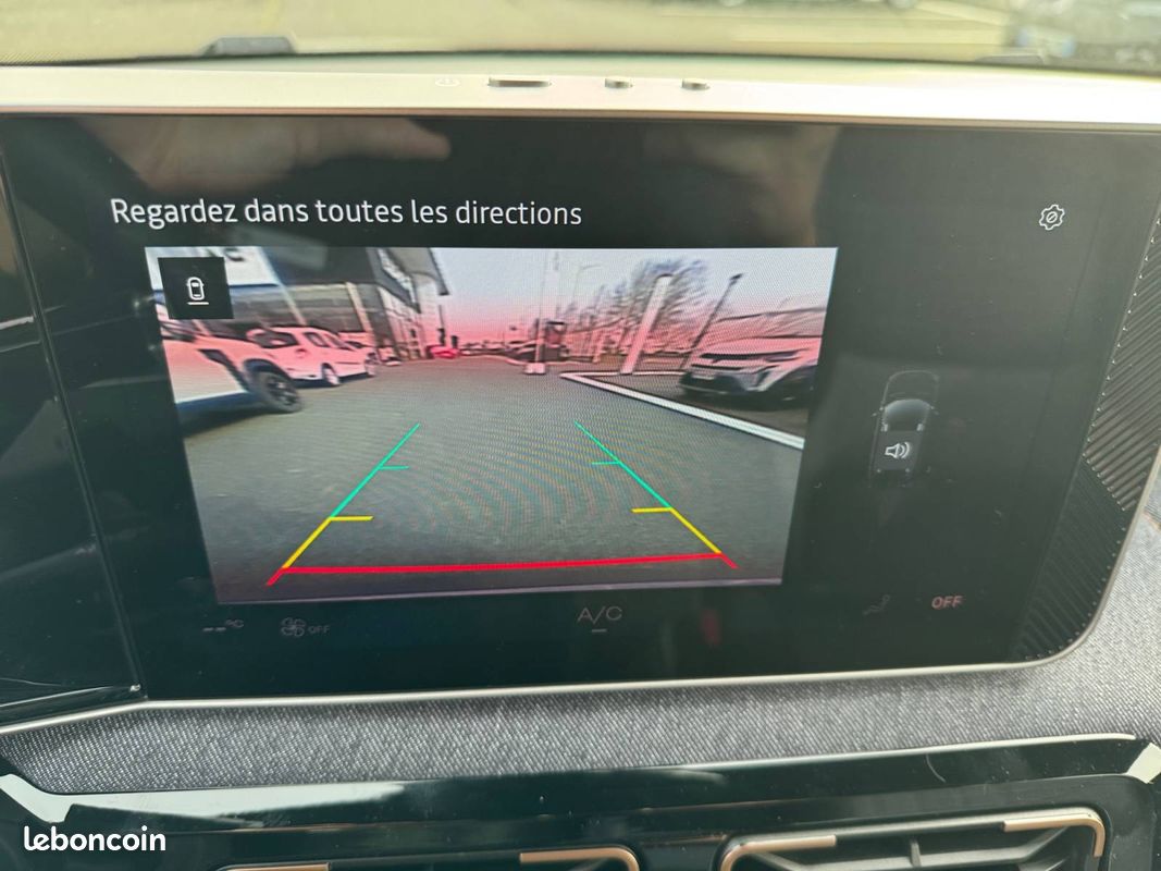 RENAULT Renault 4 E-Tech Electrique 150 ch autonomie confort Techno (image 19)