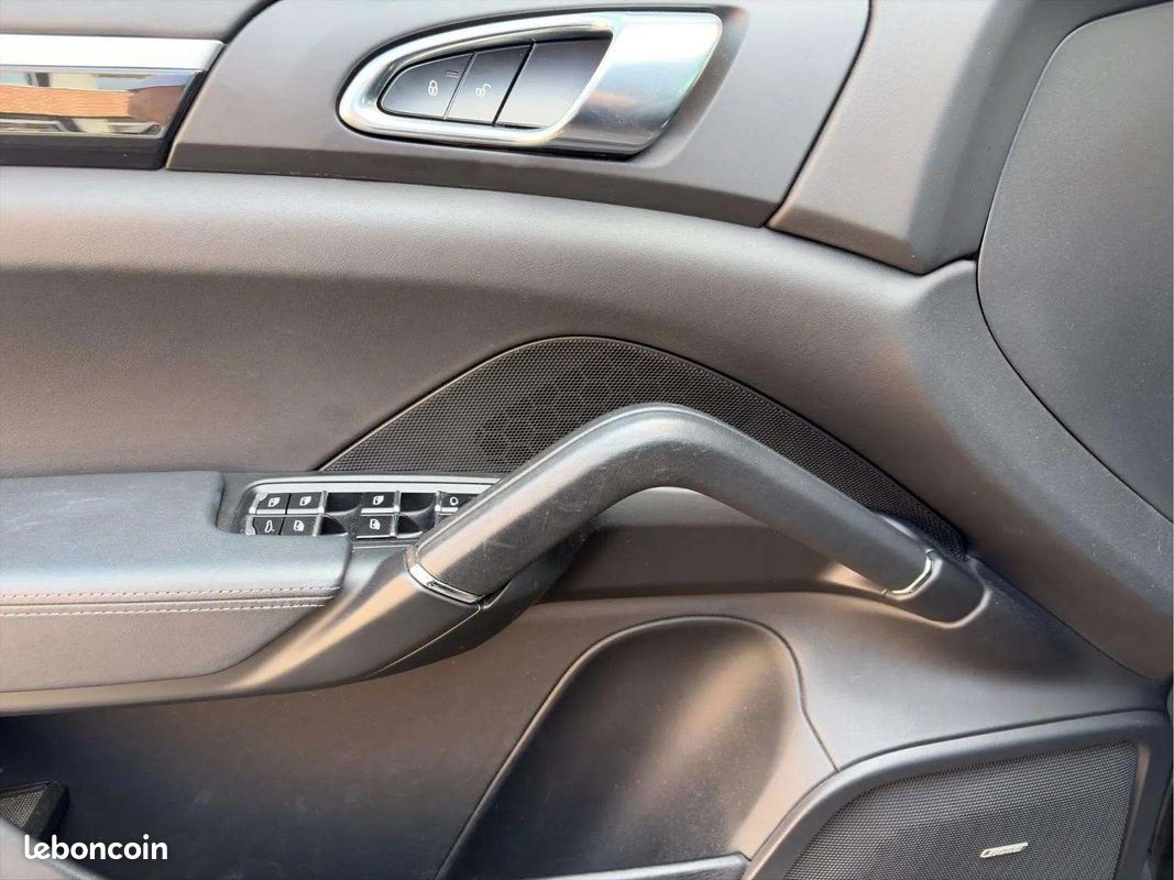 Porsche CAYENNE Porsche Cayenne * Diesel * Suspensions Pneumatiques * Toit Ouvrant * Bose * Caméra * PDLS (image 14)