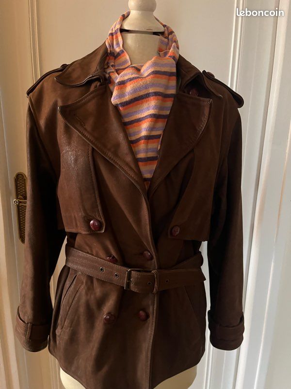 Veste / trench en cuir (image 8)