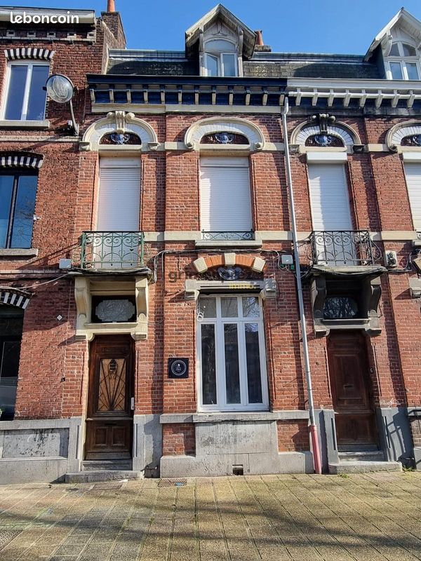 Maison 7 pièces 144 m² · à Roubaix · 144 m² · 219 000 €