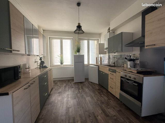 Appartement 5 pièces 98 m² · à Charleville-Mézières · 98 m² · 137 800 €