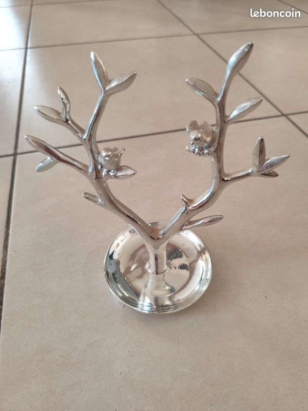 Arbre porte bijoux (image 1)