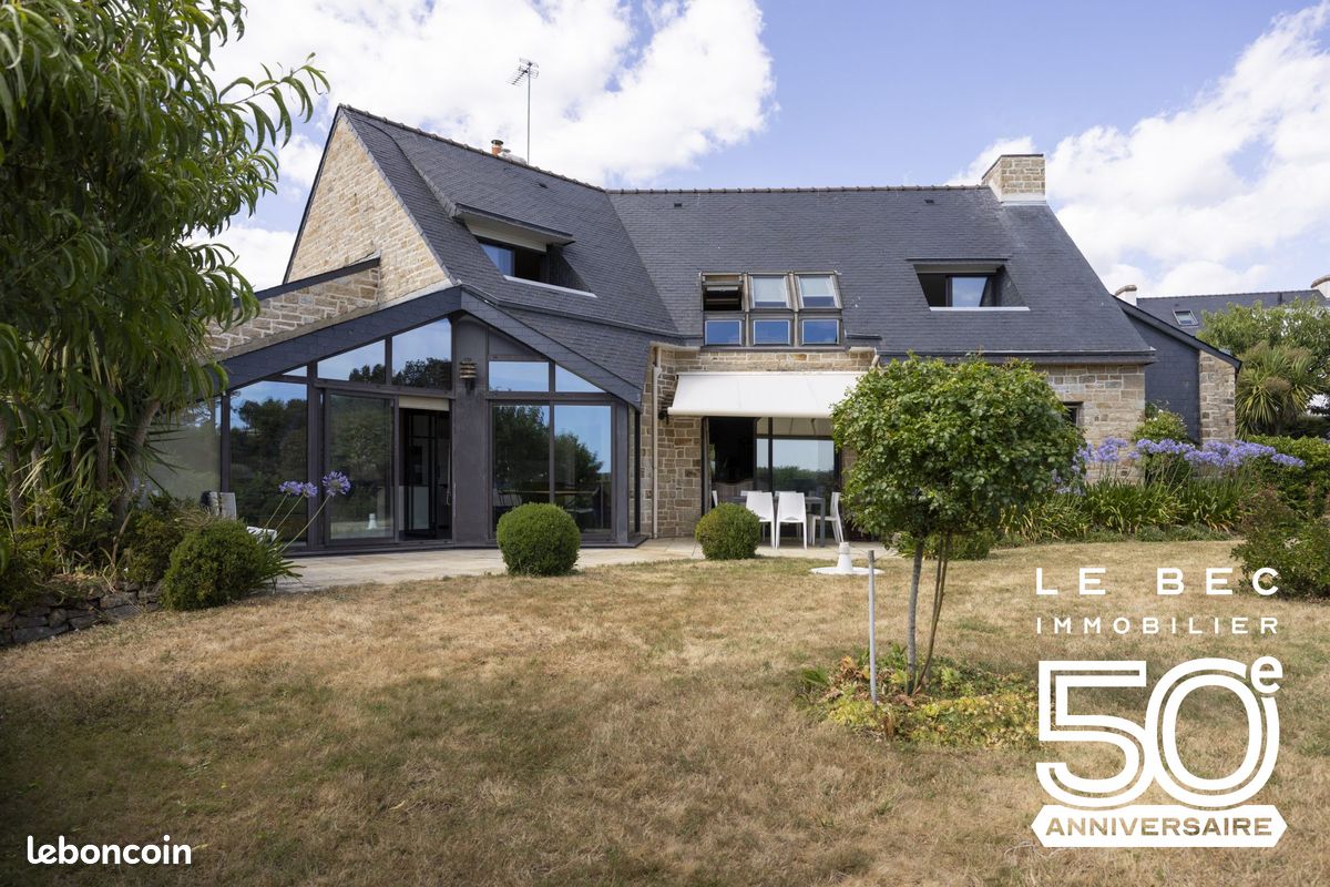 Maison 6 pièces 240 m² · à Vannes · 240 m² · 1 393 000 €