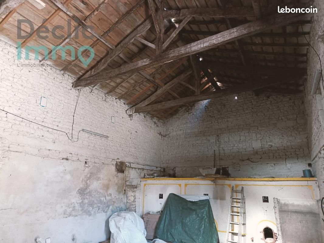 Maison 1 pièce 98 m² - Val-d'Auge 16170 Auge (image principale 3)