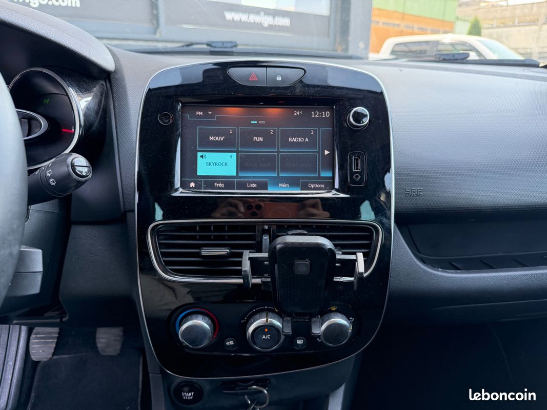 RENAULT CLIO 1.2 75 LIMITED COURROIE OK/ ENTRETIEN Ok (image 28)