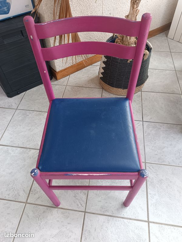 4 chaises (image 1)
