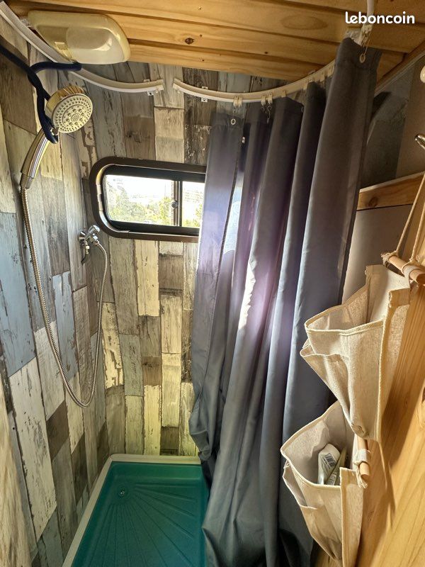Van aménagé Ford transit (image 3)