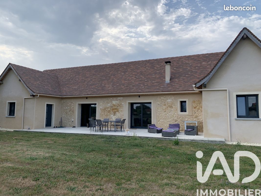 Maison 4 pièces 141 m² · à Saint-Médard-de-Mussidan · 141 m² · 299 000 €