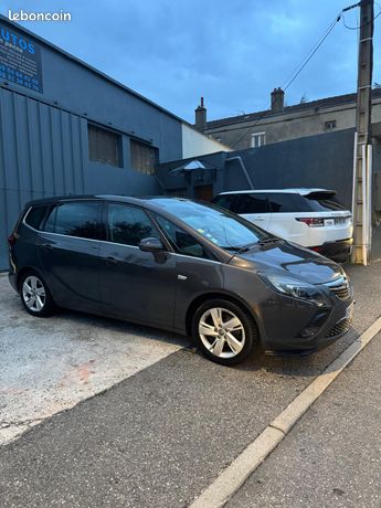 Opel Zafira Tourer 2015