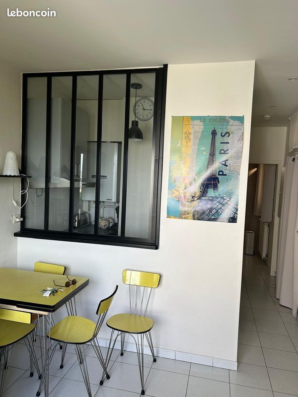 Appartement 2 pièces 27 m² · à Issy-les-Moulineaux · 26,5 m² · 220 000 €