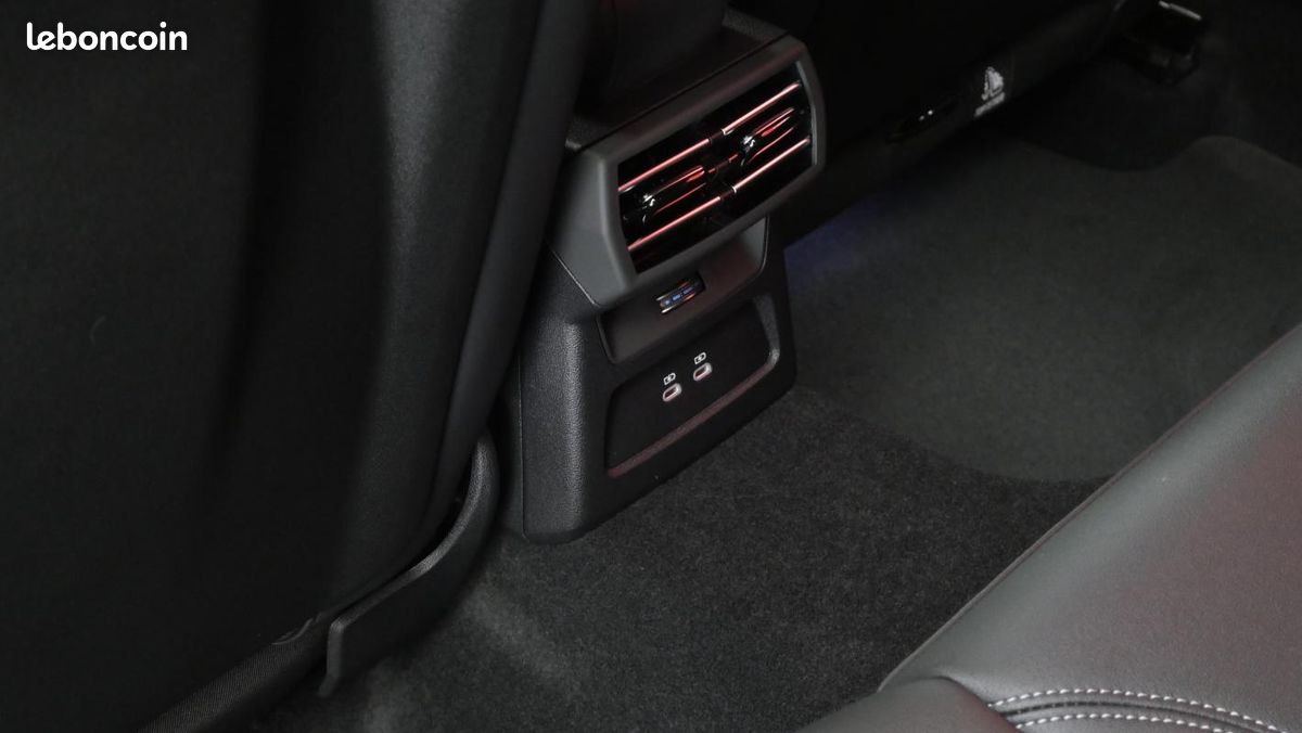 Audi A3 ALLSTREET TFSI e Hybride rechargeable 204 S tronic 6 Avus (image 16)