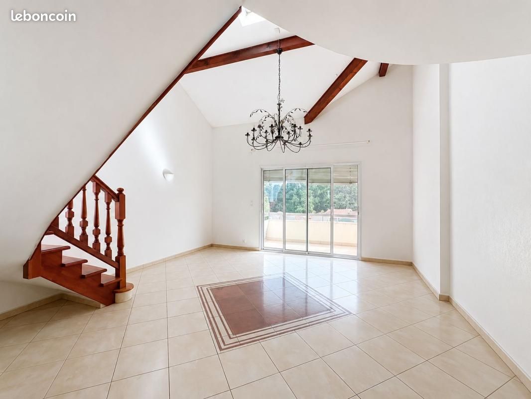 Appartement 5 pièces 127 m² · à Annemasse · 127 m² · 2 100 €/mois