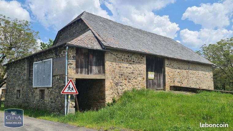 Maison 300 m² Ladignac Sur Rondelles