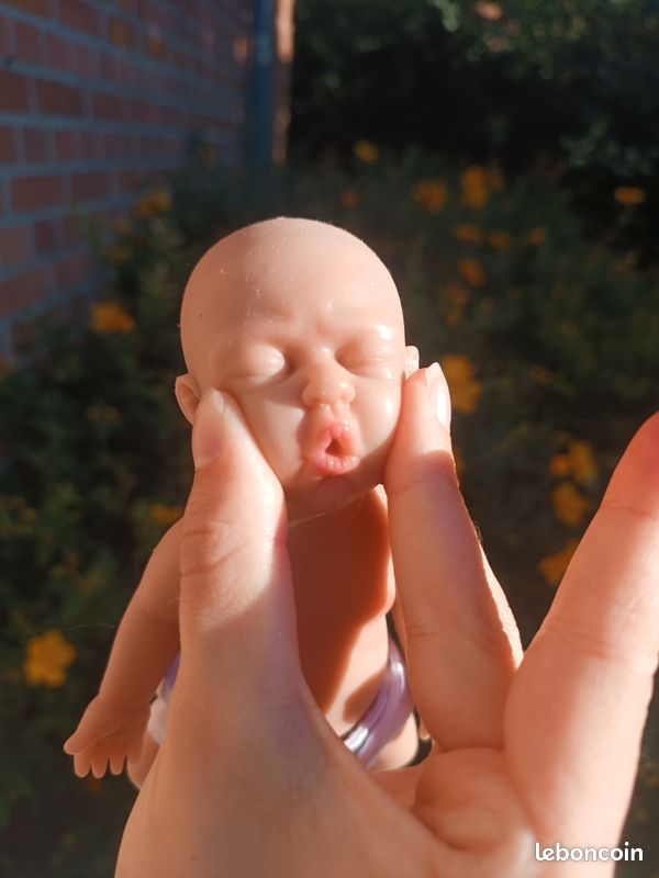 Mini bébé reborn full silicone 20cm-250g (image 2)