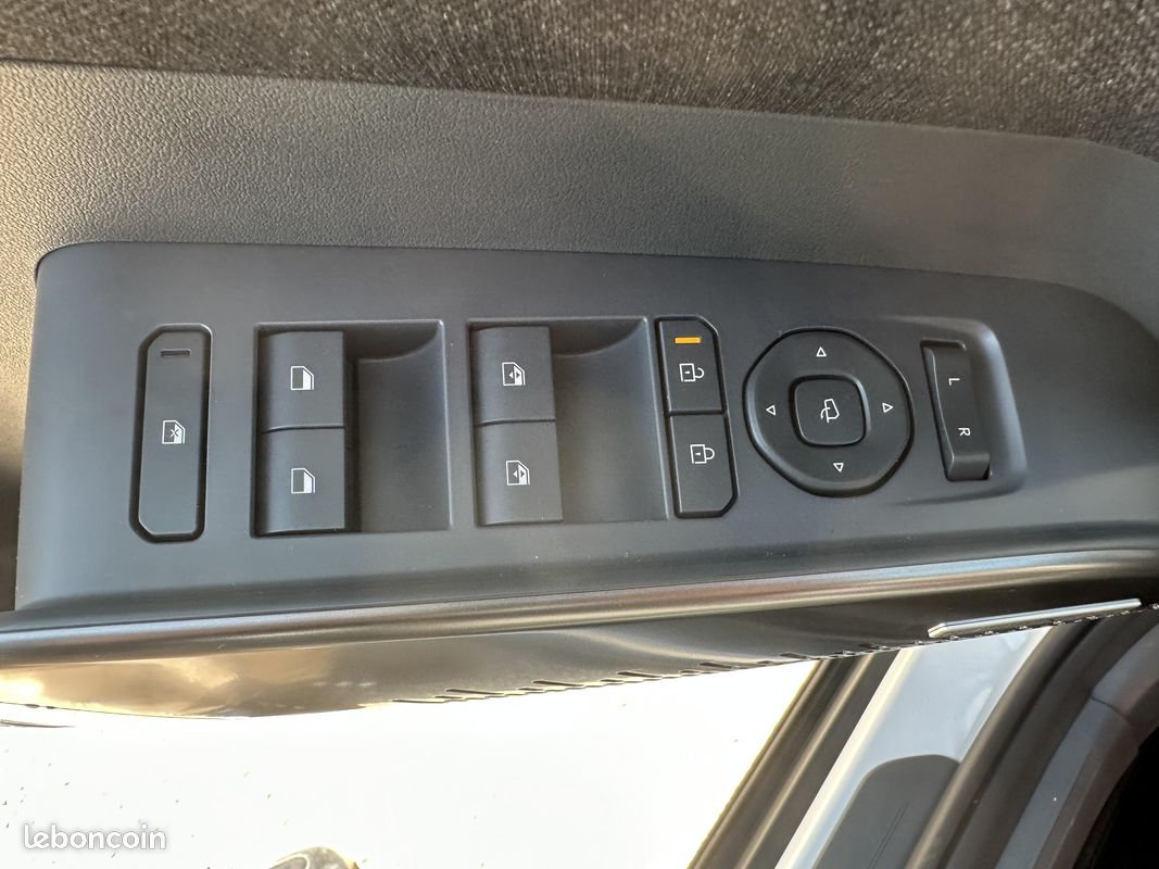 KIA EV2 107,8 kW (145 ch) Autonomie Standard 42.2 kWh Earth (image 21)