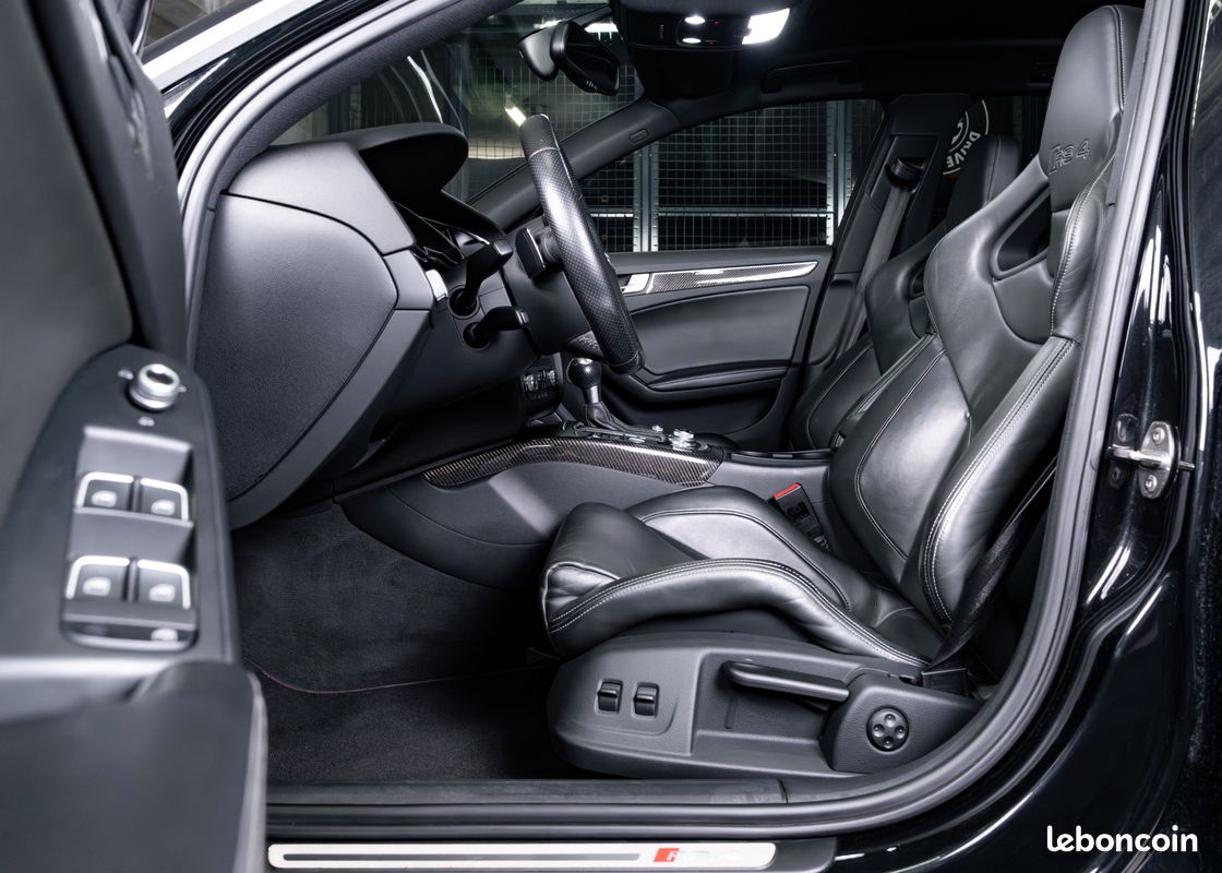 AUDI RS4 Avant B8 - V8 Atmosphérique 4.2 - 450ch - Sièges F1 - Pack carbone (image 6)