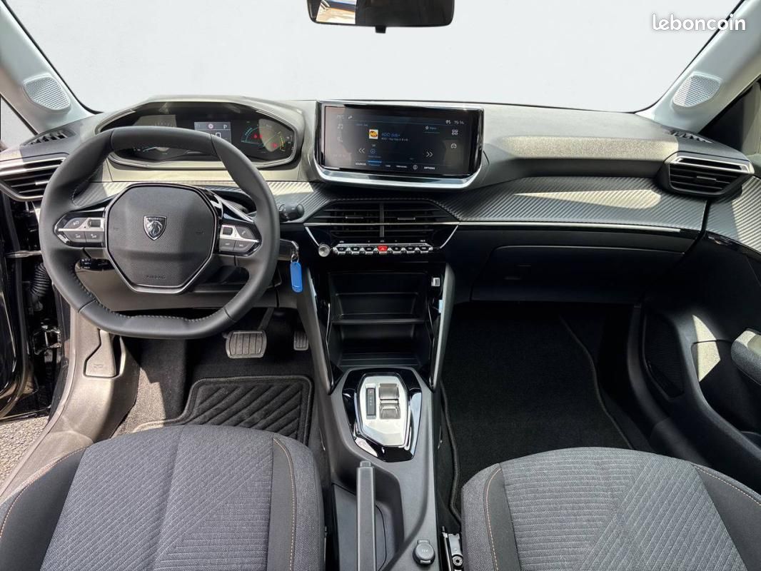 Peugeot 208 Hybrid 110 ch e-DCS6 - Edition (image 8)