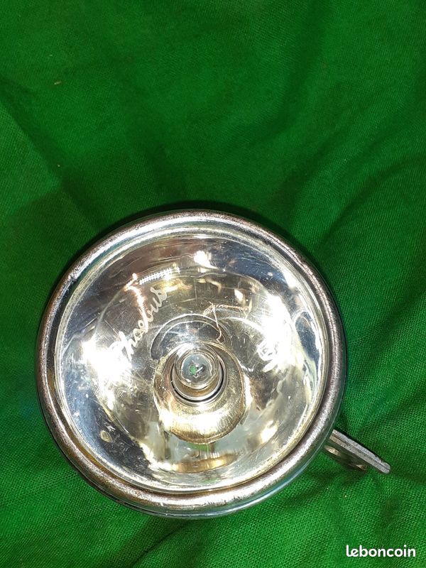 Ancien Phare De Vélo NOS - Lentille En Verre 74 Mm - Fabriqué Au Japon - Pour Vélo De Route