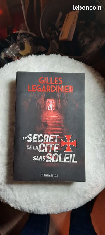Livre le secret de la cité sans soleil (image 1)