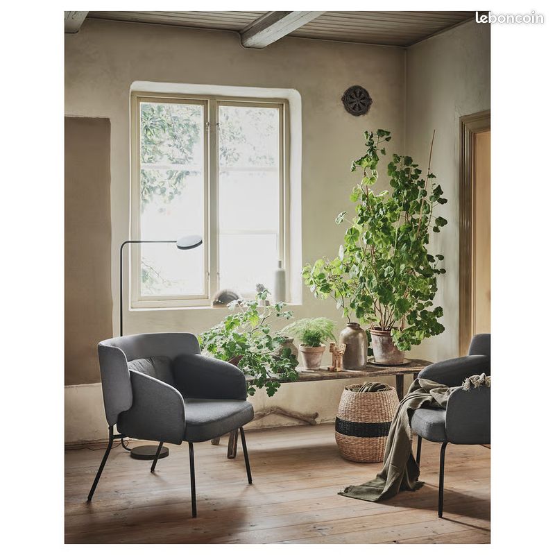 Lyon8 : Haute qualité Fauteuil, gris foncé, état neuf (image 1)