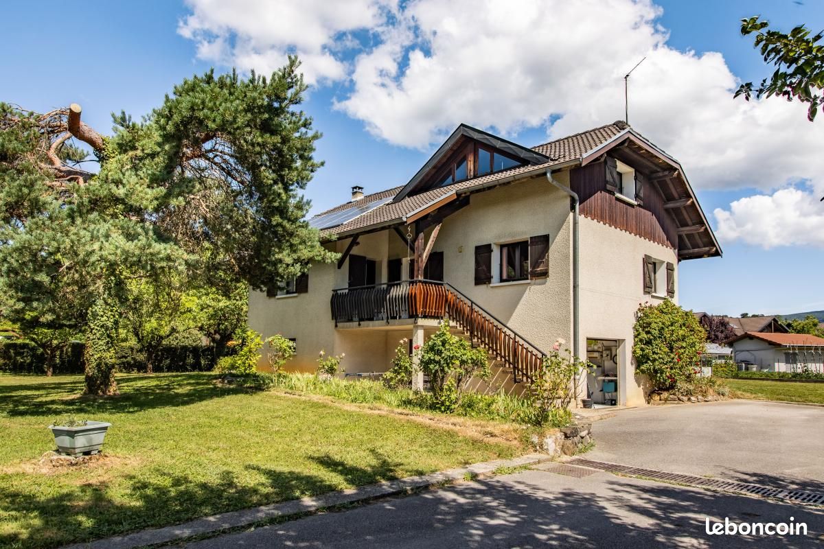 Maison 5 pièces 140 m² · à Poisy · 140 m² · 750 000 €