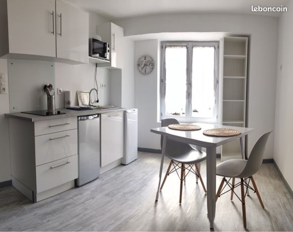 Location studio meublé