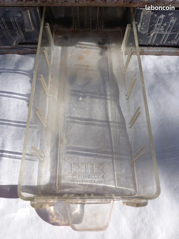 Casier de rangement design industriel (image 6)