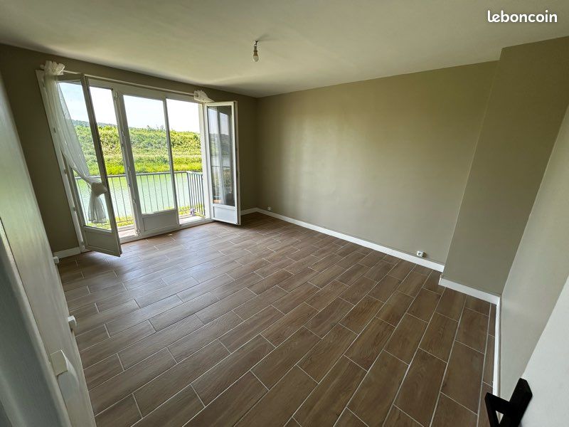 Appartement 3 pièces 57 m² · à Noyon · 57 m² · 850 €/mois