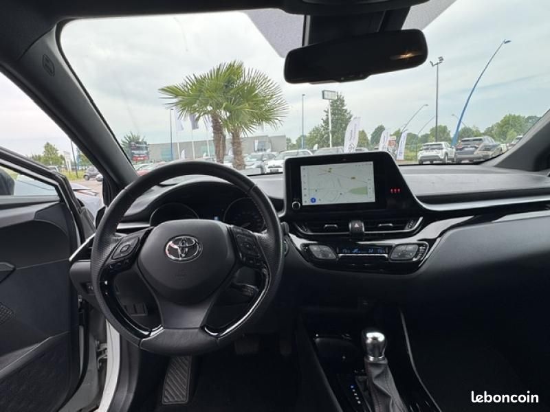 Toyota C-HR 1.8 Hybride 122ch GR Sport E-CVT (image 26)
