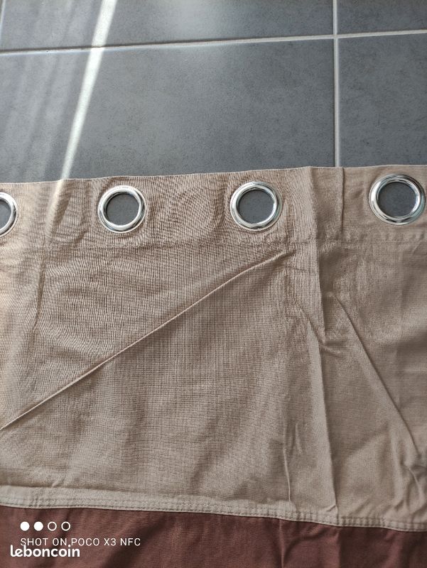 Grand rideau marron et beige (image 1)