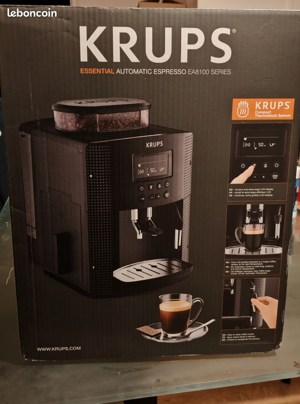Machine à café Krups EA8100 avec broyeur YY8135FD – Excellent état (quasiment neuve) (image 1)