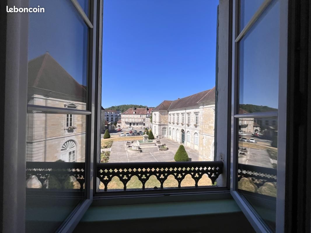 Appartement 2 pièces 57 m² · à Lons-le-Saunier · 57 m² · 453 €/mois