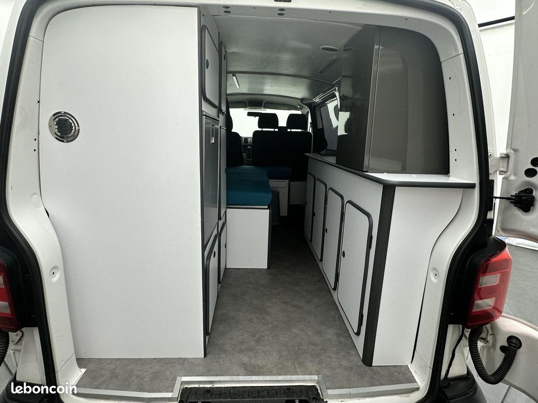 VOLKSWAGEN TRANSPORTER T6 L2H1 2.0 TDi 102ch ENTIEREMENT AMÉNAGÉ - GARANTIE 12 MOIS (image 9)