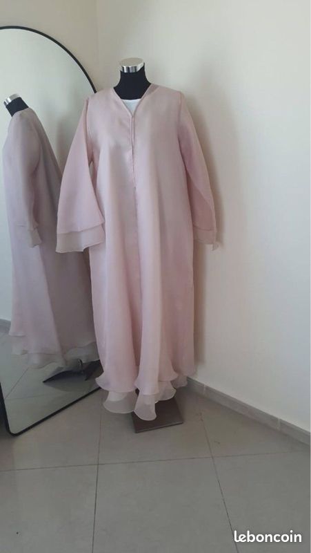 Abaya faites sur mesure à Dubaï (image 2)