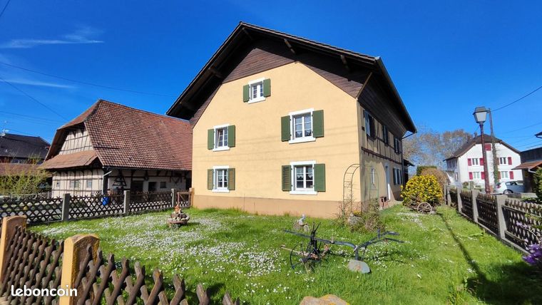 Maison 12 pièces 329 m²