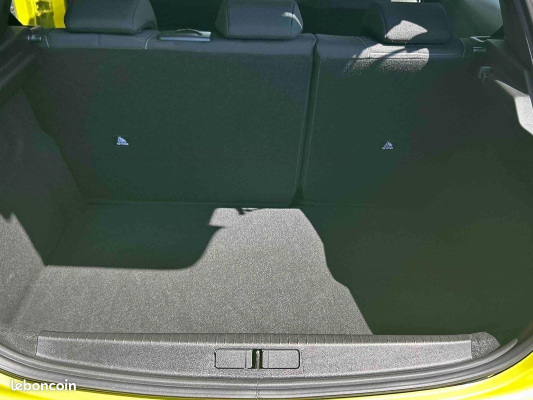 Peugeot 208 1.2 PureTech 100ch S&S Active (image 5)