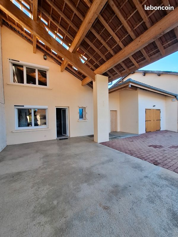 Maison 4 pièces 110 m² · à Priay · 110 m² · 229 000 €