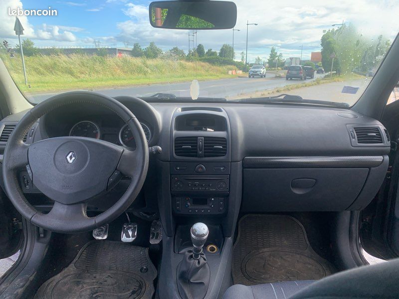 Renault clio 2 1.5 DCI full options (image 3)