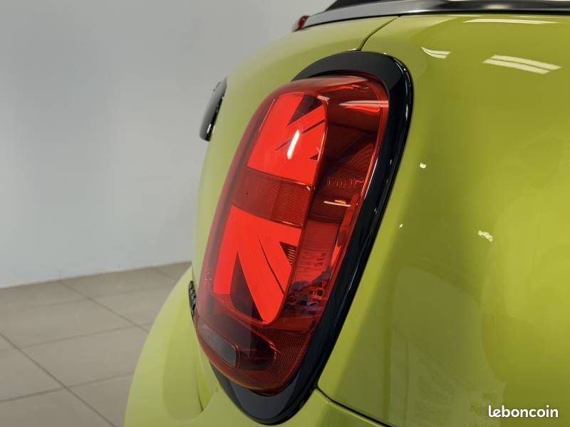 Mini Cabriolet Cooper 136 ch DKG7 Edition Premium Plus (image 24)