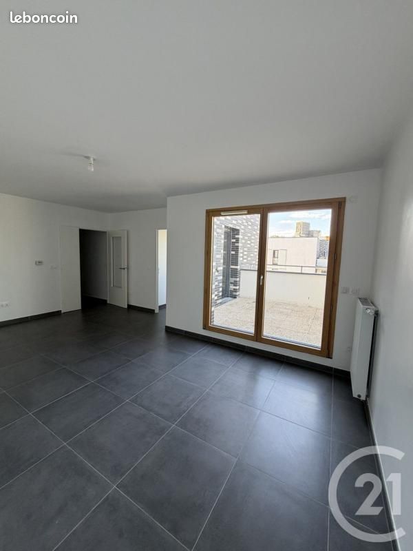 Appartement 3 pièces 77 m² · à Vigneux-sur-Seine · 77 m² · 1 242 €/mois