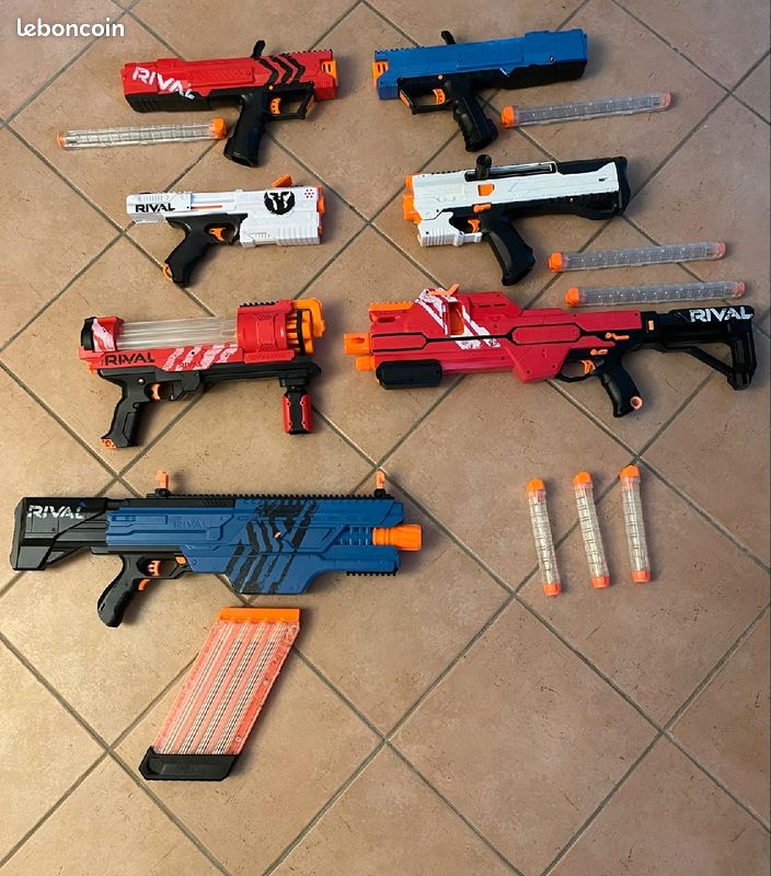 Vends jouets Nerf en lot (image 2)