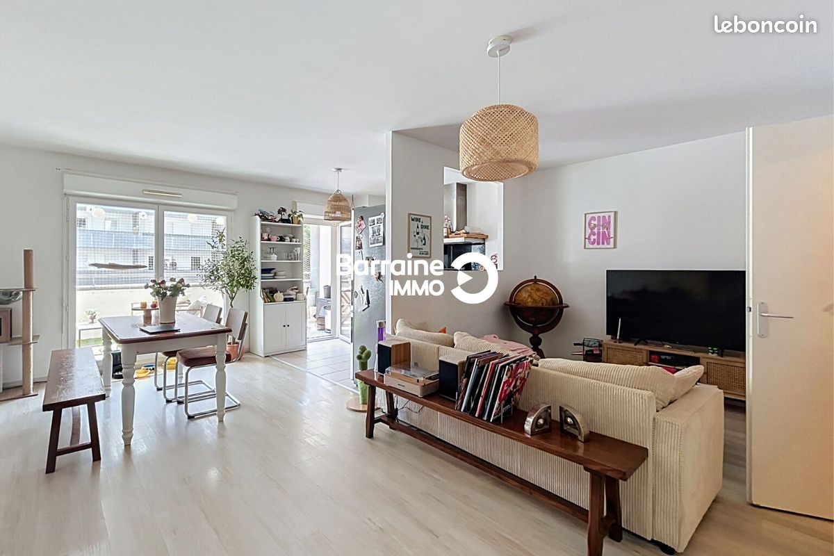Appartement 4 pièces 82 m² · à Brest · 82 m² · 845 €