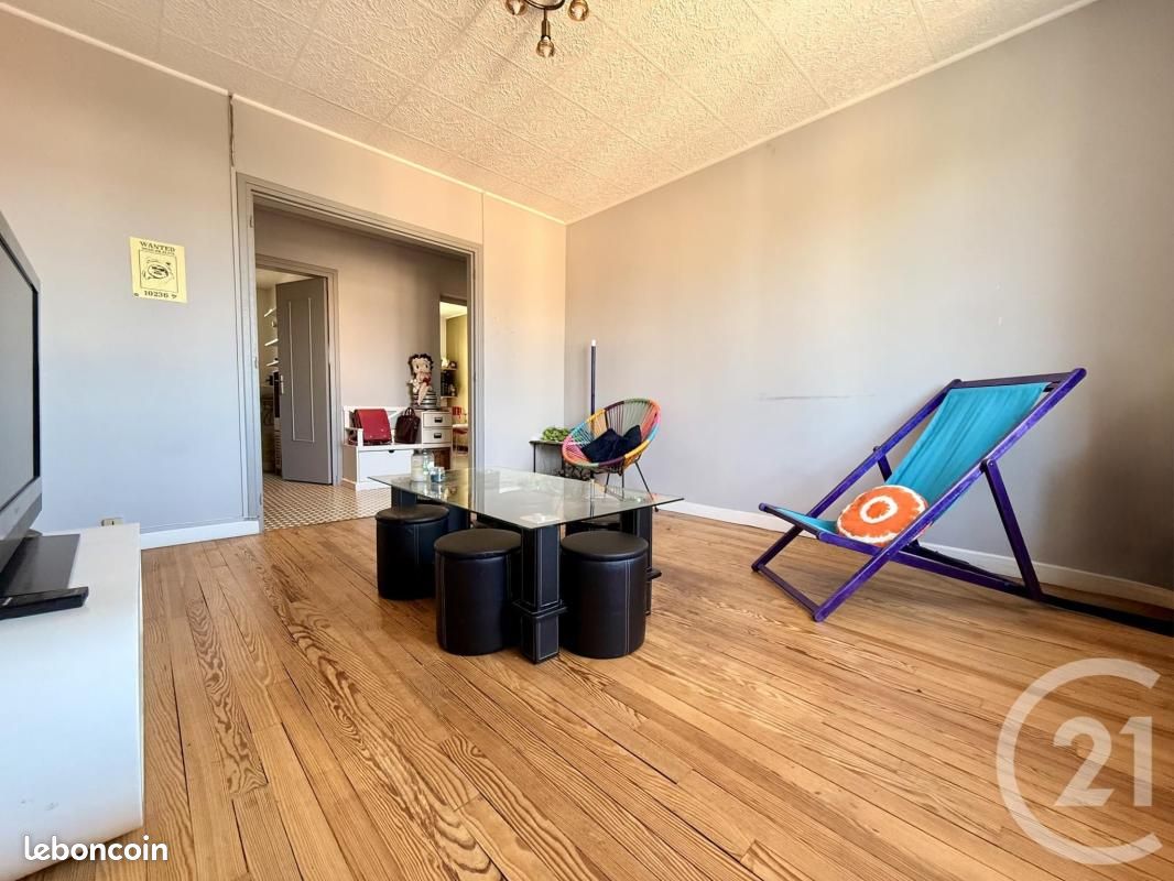 Appartement 4 pièces 67 m² · à Valence · 67 m² · 160 000 €