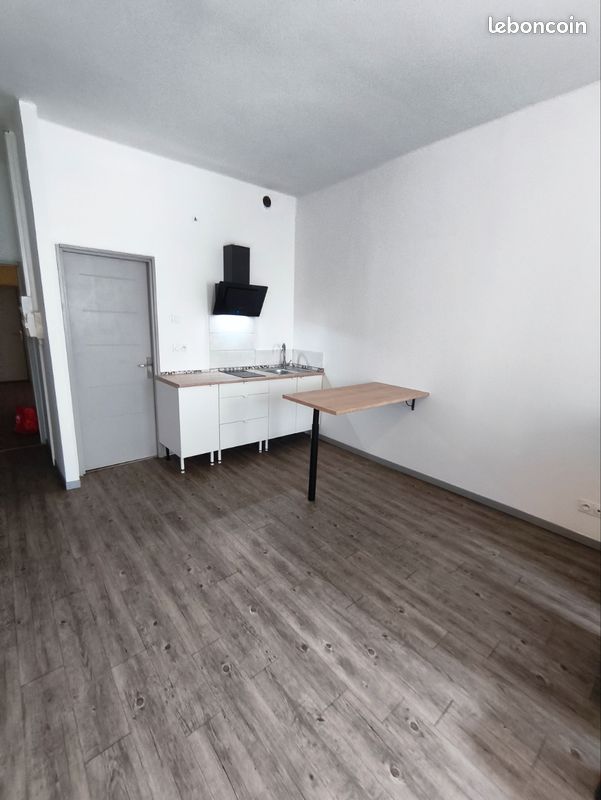 Appartement 1 pièce 34 m² · à Villeneuve-sur-Lot · 34 m² · 328 €